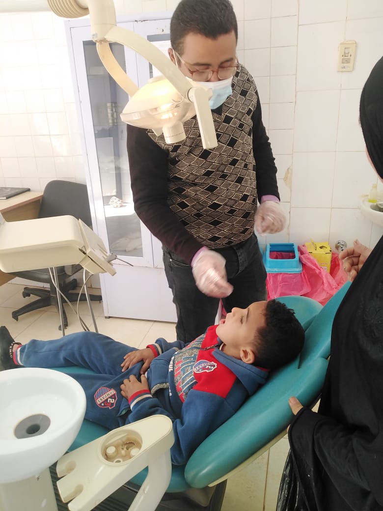 قافلة طبية لقرية العوينة بالداخلة (4)