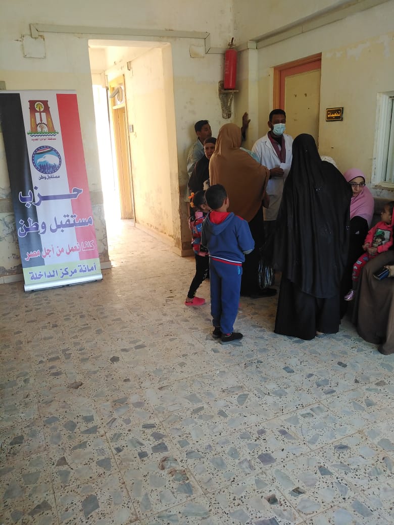قافلة طبية لقرية العوينة بالداخلة (6)
