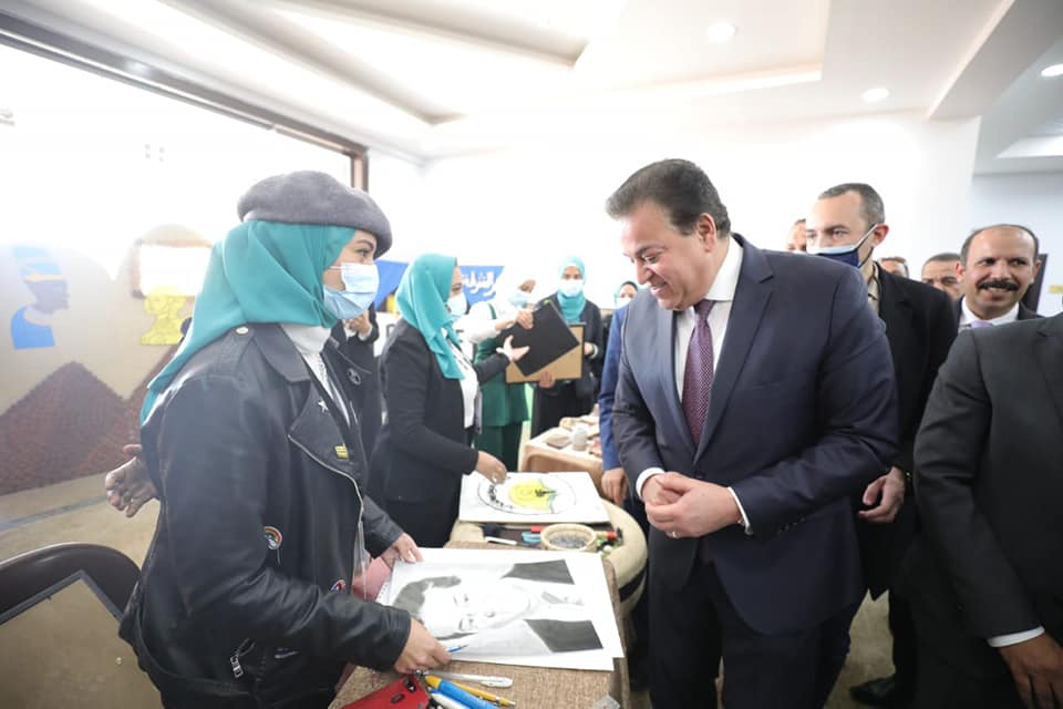 وزير التعليم العالي يفتتح كليات جديدة بجامعة الوادي الجديد (2)