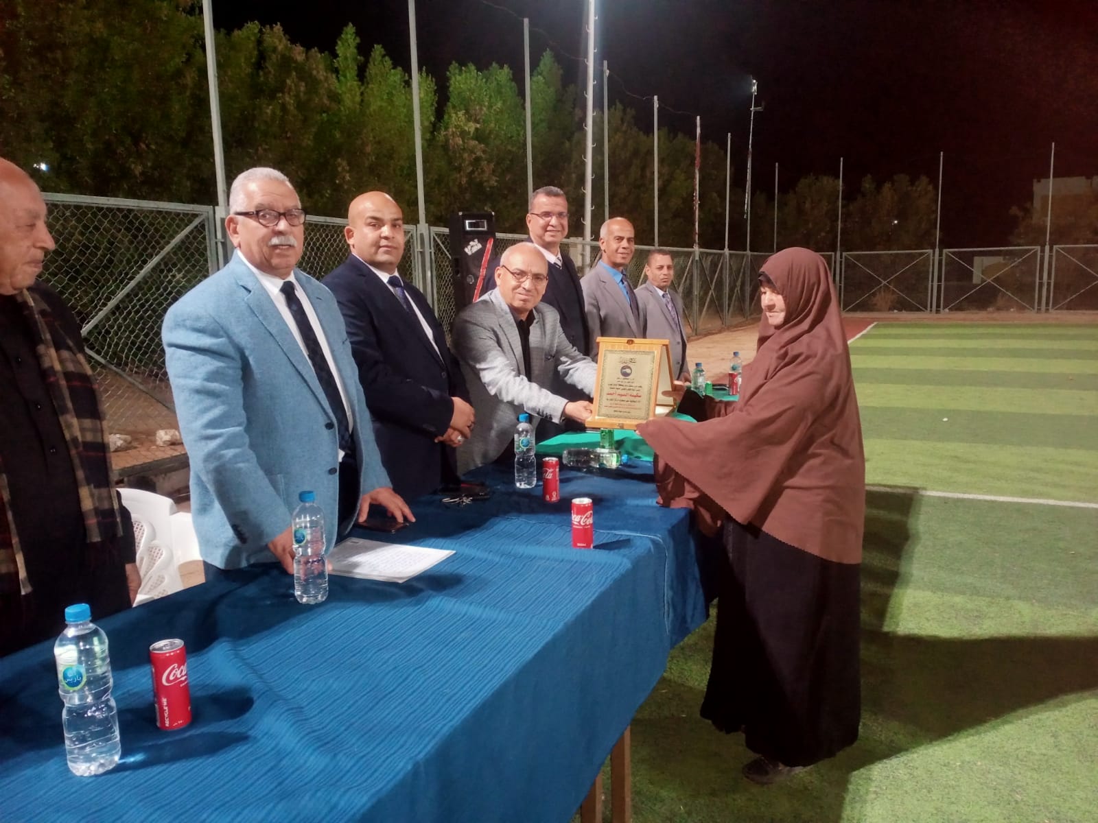 احتفالية تكريم أمهات مثاليات في مركزي الخارجة وباريس (21)