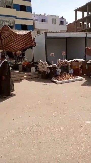 جولة داخل سوق الشعلة بالخارجة (1)