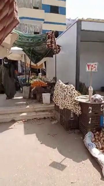 جولة داخل سوق الشعلة بالخارجة (2)