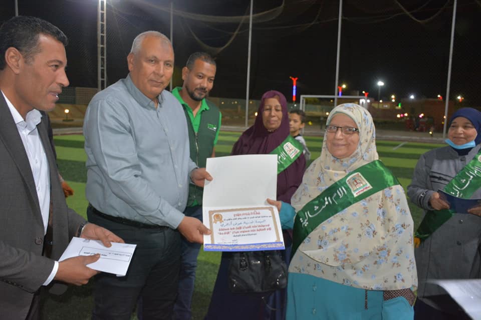 إفطار جماعي لـ600 طفل يتيم وتكريم الأمهات المثاليات في الوادي الجديد (3)