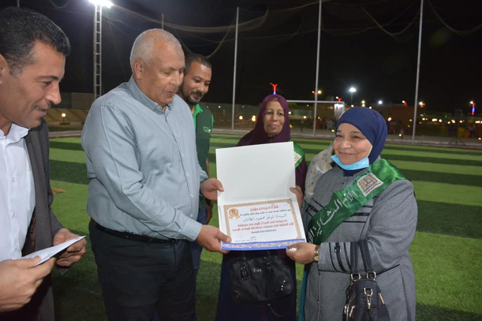 إفطار جماعي لـ600 طفل يتيم وتكريم الأمهات المثاليات في الوادي الجديد (7)