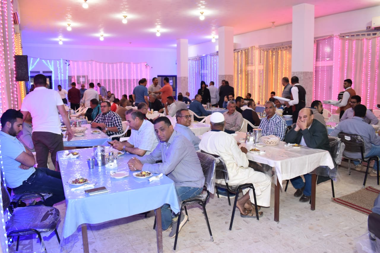 فطار جماعي ودورات رمضانية بمناجم فوسفات الوادي الجديد (14)