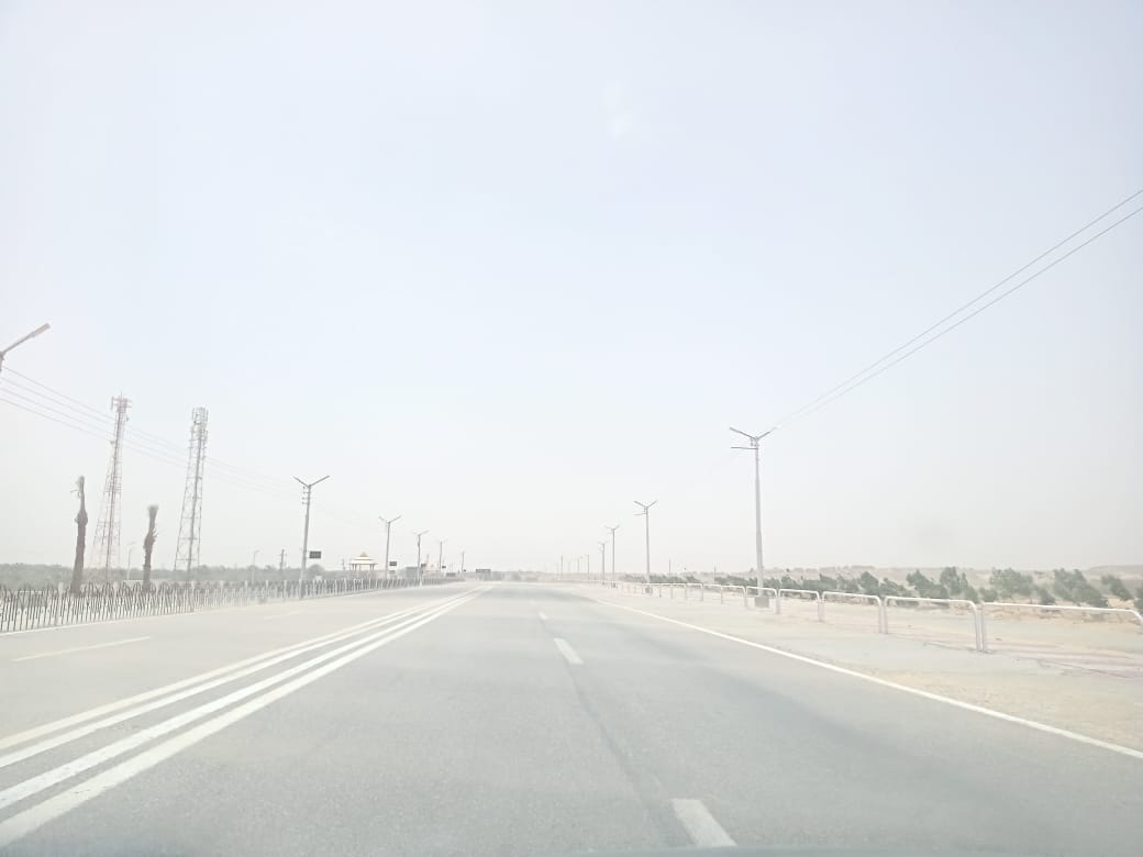 عواصف ترابية في الوادي الجديد (1)