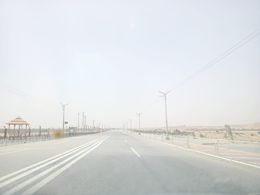عواصف ترابية في الوادي الجديد (4)