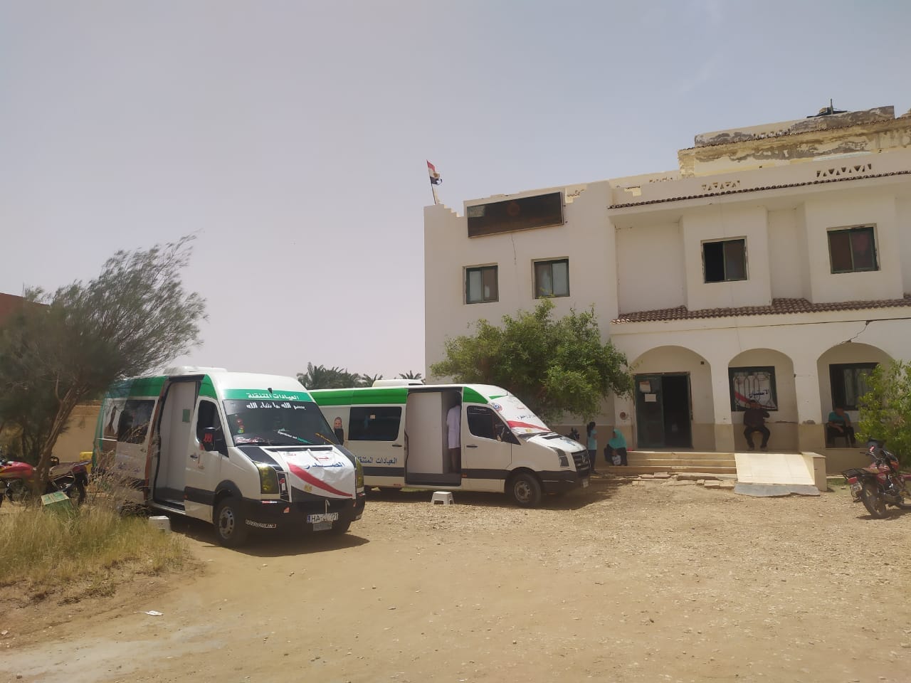 3 قوافل طبية في مركزي الداخلة وبلاط (6)