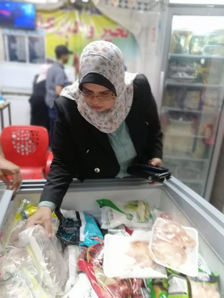 ضبط أغذية غير صالحة للاستهلاك الآدمي في الوادي الجديد( (7)