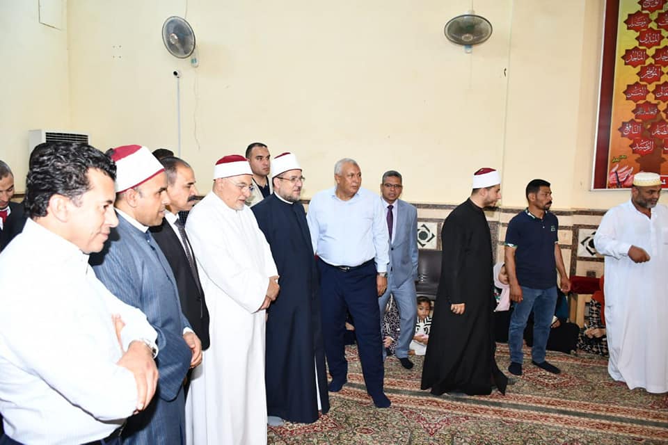 وزير الأوقاف يتفقد البرنامج الصيفي للطفل في الوادي الجديد (3)