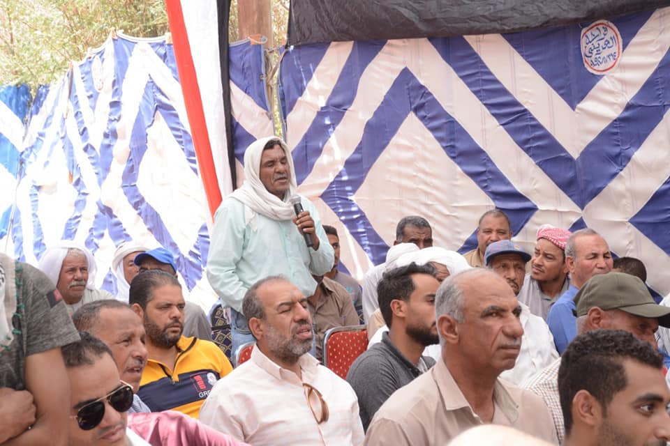 محافظ الوادي الجديد يفتتح موسم حصاد التمور ويُطلق المبادرة المجتمعية اتقوا النار ولو بشقّ تمرة (6)
