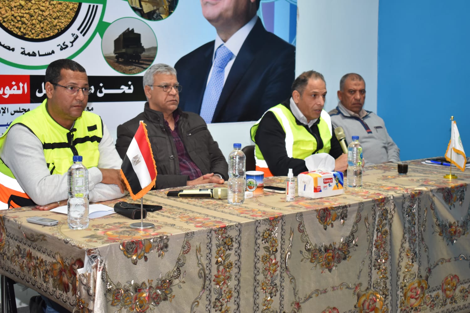 وزير البترول يعتمد خطة الإنتاج لفوسفات مصر للعام الجديد بزيادة 15 % (3)