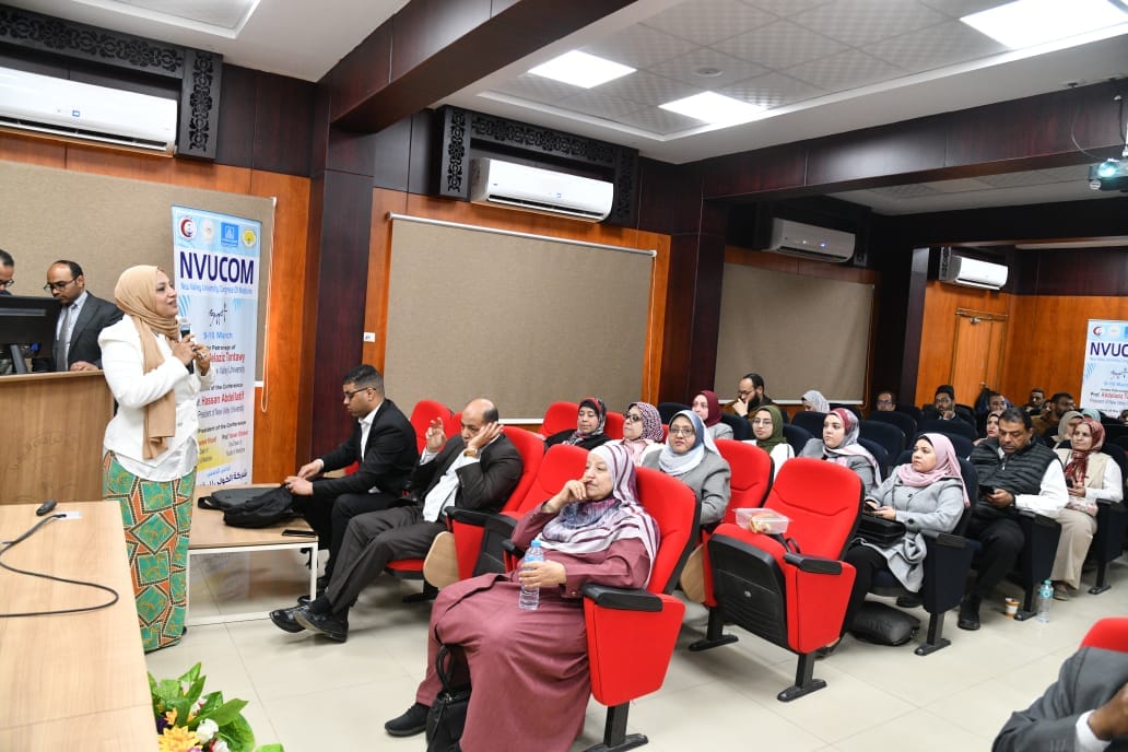 فعاليات المؤتمر الثاني لكلية الطب بمقر الجامعة (5)