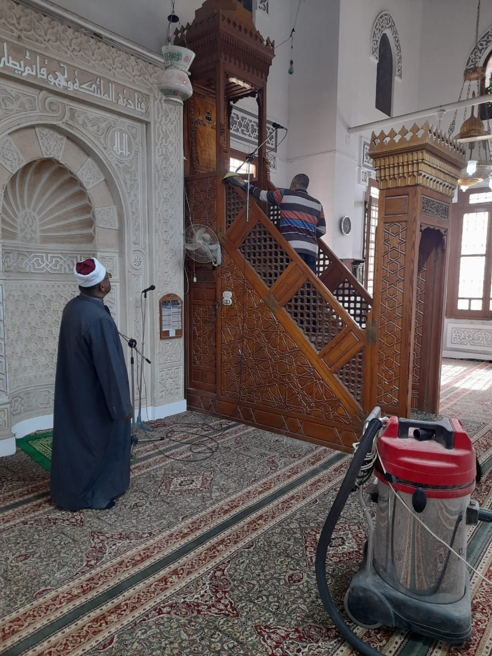 أوقاف الوادي الجديد تجهز 330 مسجدا لأداء صلاة التراويح في رمضان (5)