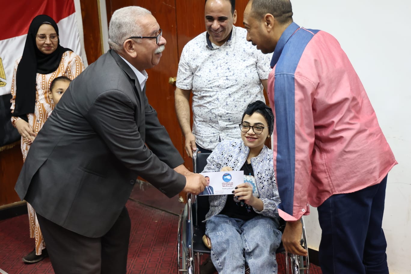 تكريم 70 فائزا في مسابقة دينية وحفظة القران الكريم وذوي الهمم والأيتام بالوادي الجديد (7)