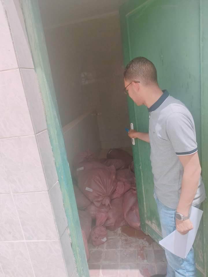 ضبط وإعدام أغذية فاسدة في حملة موسعة بالوادي الجديد (4)
