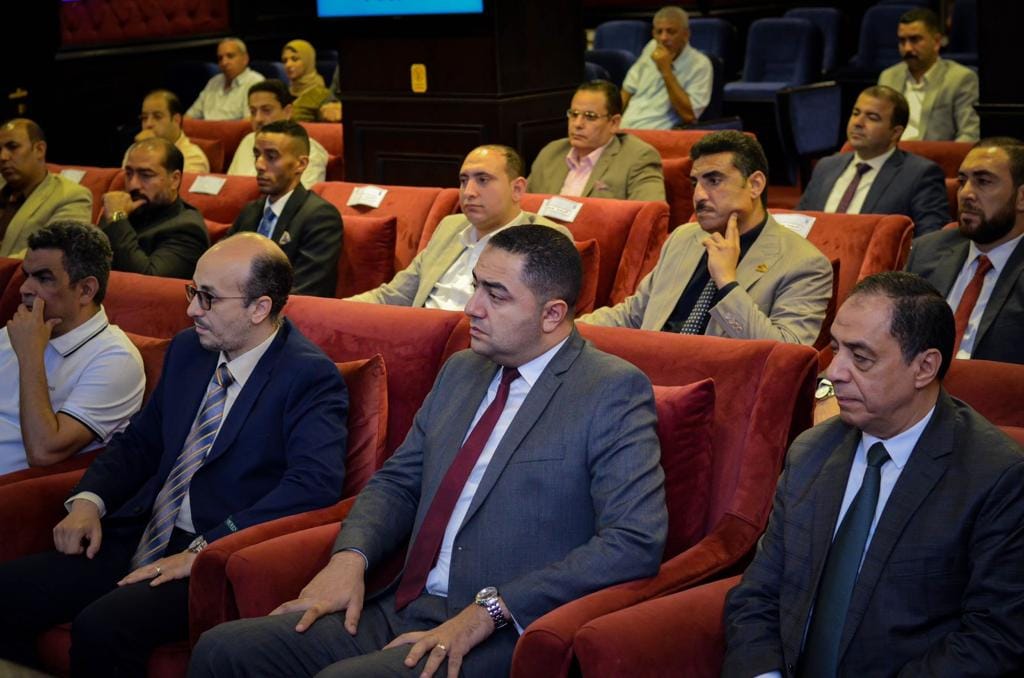 اجتماع أمانة العمل الجماهيري بحضور النائب أحمد عبد الجواد