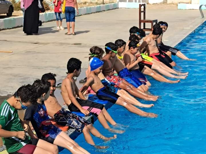 تزايد الإقبال علي حمامات السباحة بالوادي الجديد (3)