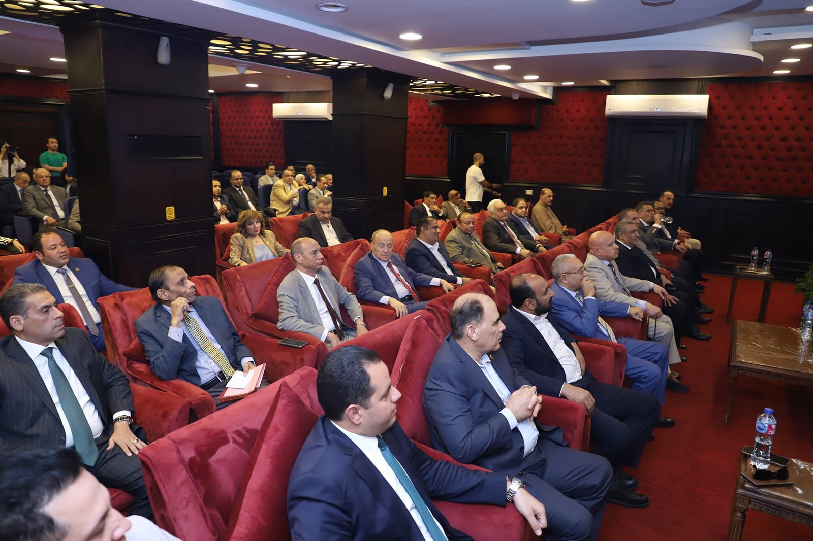 اللقاء التنظيمي الثالث بقيادات الحزب وهيئاته البرلمانية
