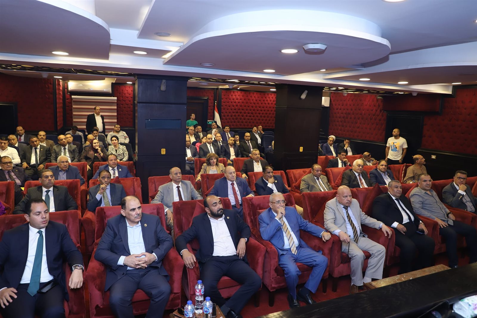 اللقاء التنظيمي الثالث بقيادات الحزب وهيئاته البرلمانية