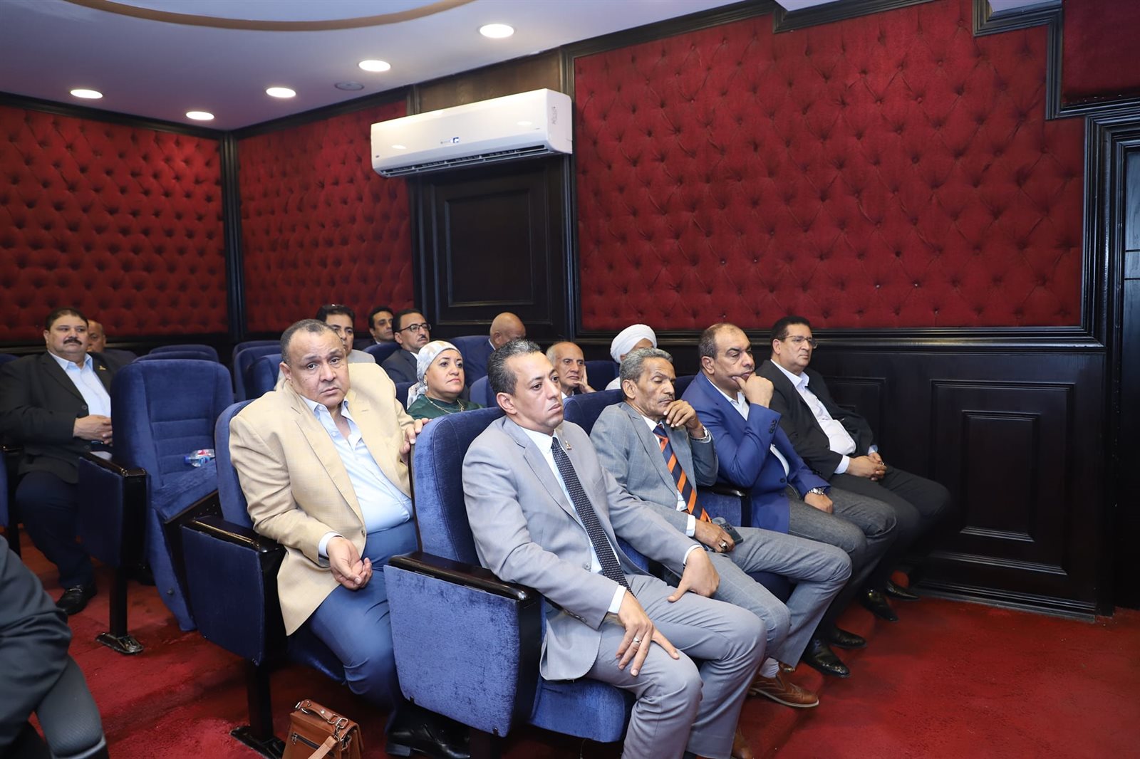 اللقاء التنظيمي الثالث بقيادات الحزب وهيئاته البرلمانية