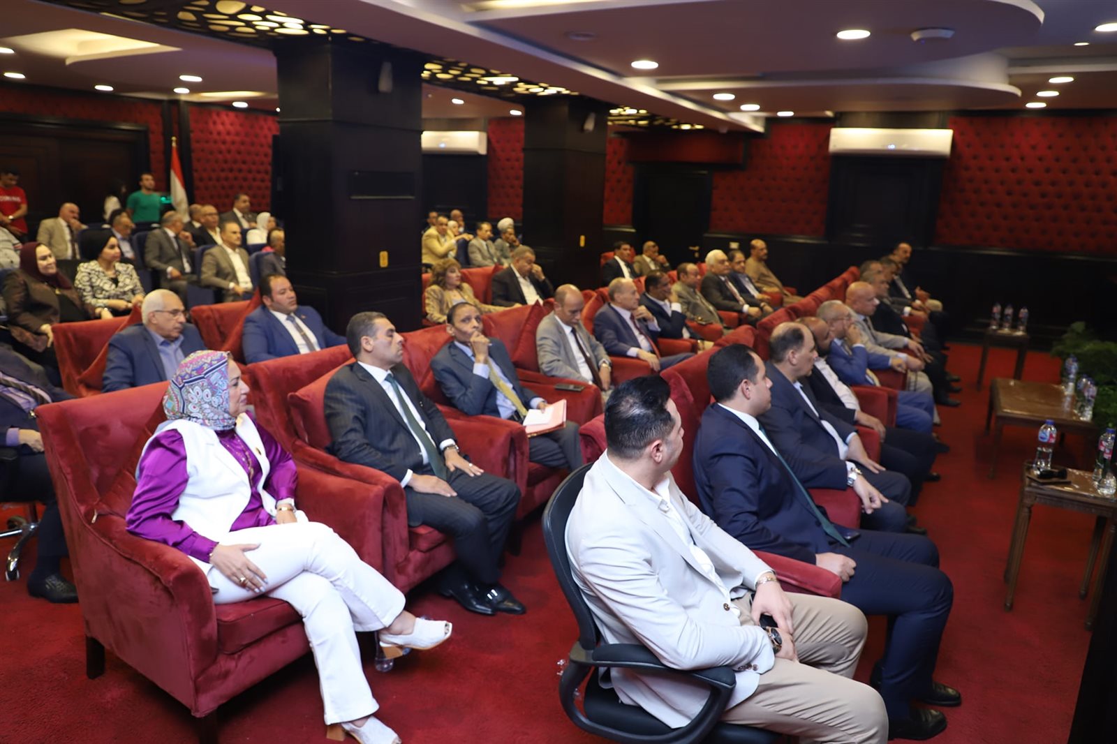 اللقاء التنظيمي الثالث بقيادات الحزب وهيئاته البرلمانية