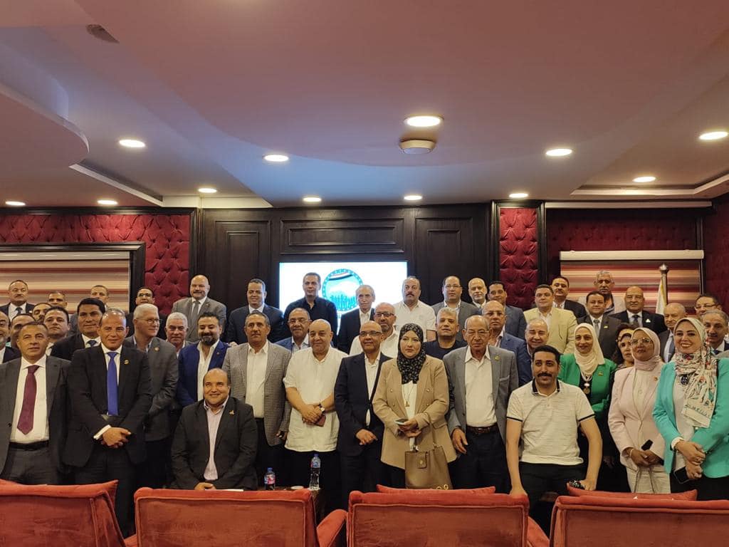 أمين تنظيم مستقبل وطن يلتقي بأمناء الحزب والهيئة البرلمانية