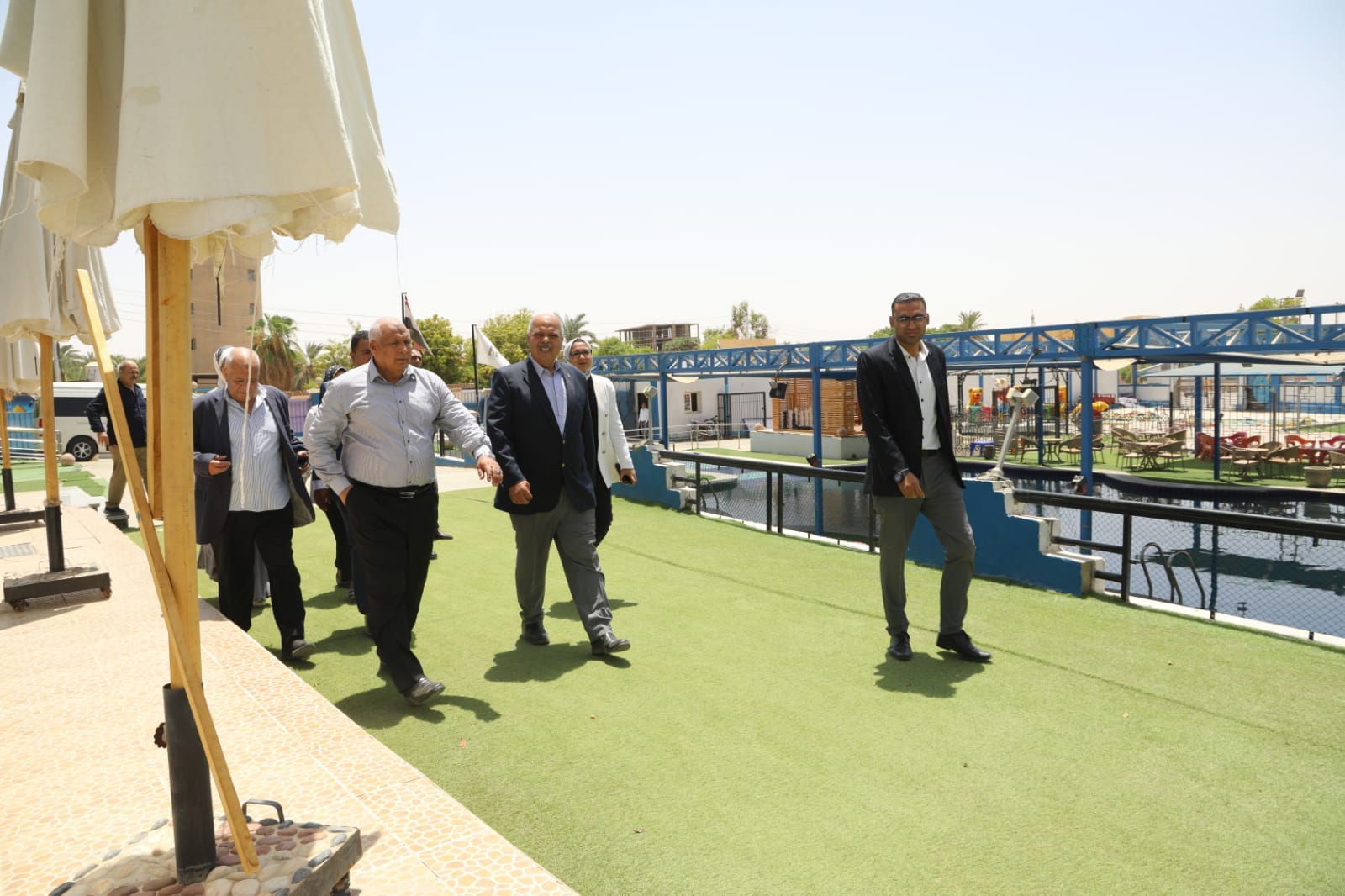 الوادي الجديد تستقبل وفدي الاتحاد المصري للرماية و الأطباء الإسبان (1)