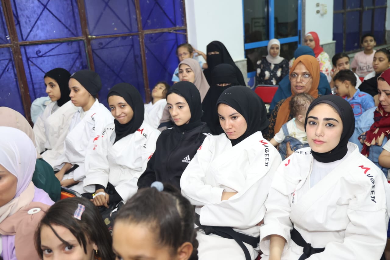 الملتقى الشبابي لدعم الفرق الرياضية في الخارجة (10)