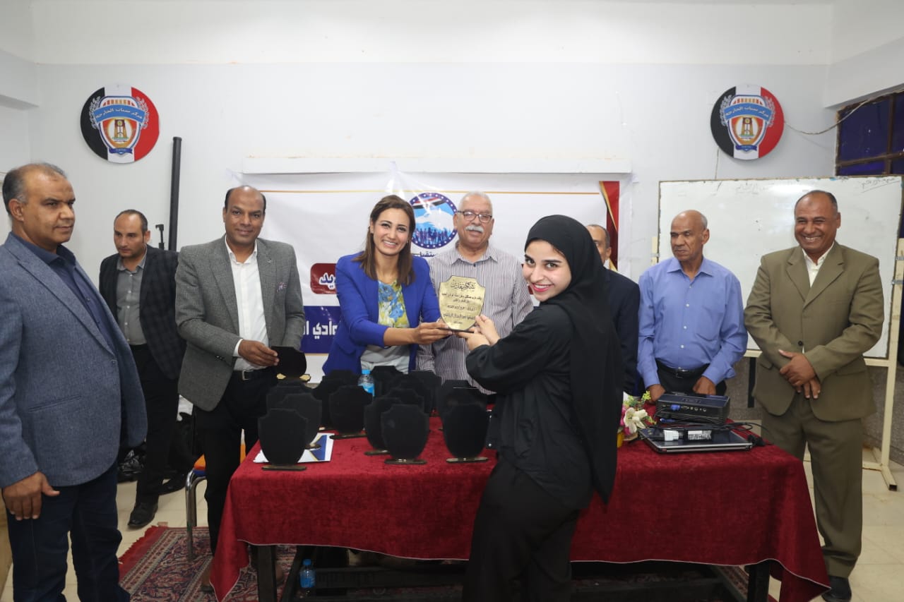 الملتقى الشبابي لدعم الفرق الرياضية في الخارجة (46)