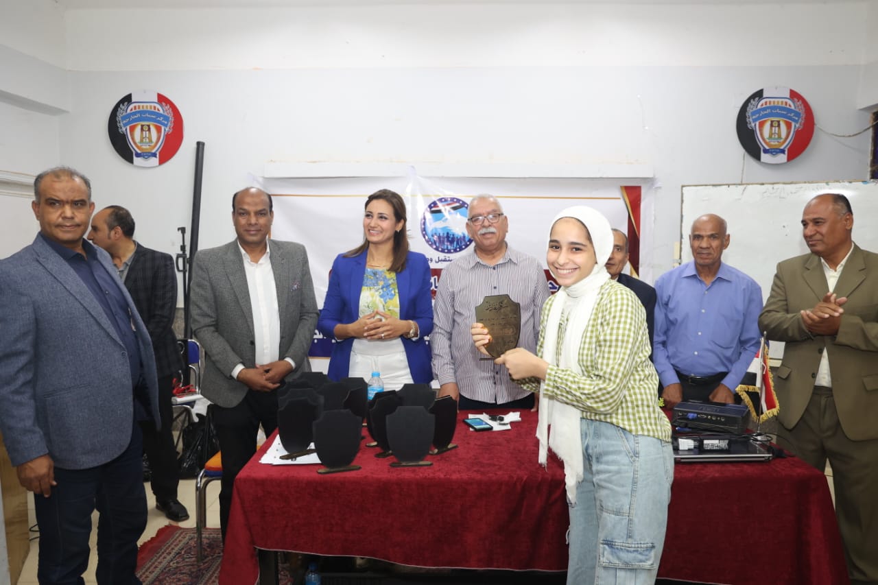 الملتقى الشبابي لدعم الفرق الرياضية في الخارجة (54)