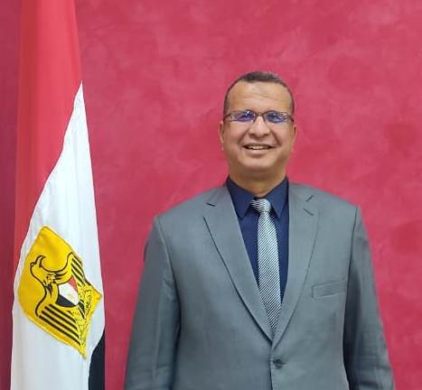 المهندس ياسر عمر وكيل وزارة الكهرباء بالوادي الجديد