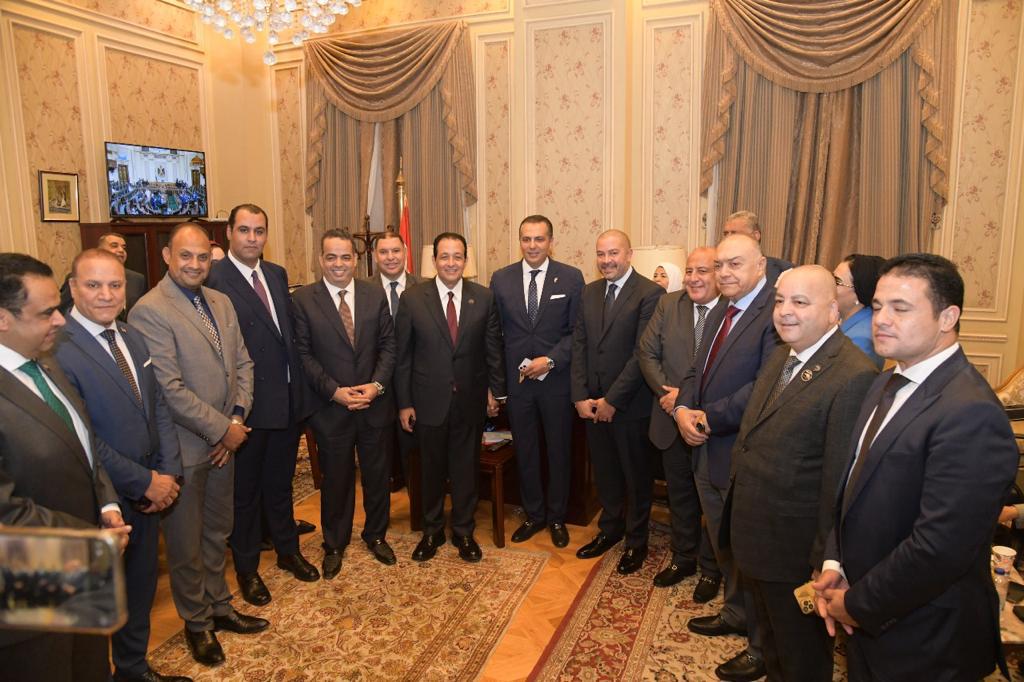 عبدالجواد يتابع انتخابات اللجان النوعية ويهنئ الفائزين