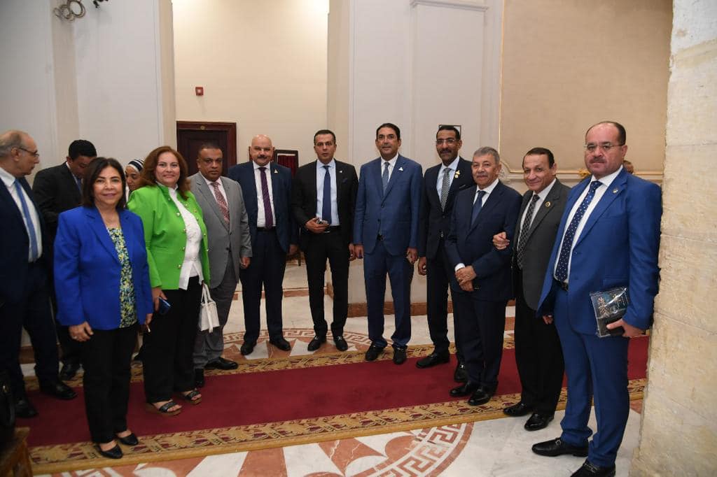 عبدالجواد يهنئ الفائزين في انتخابات اللجان النوعية