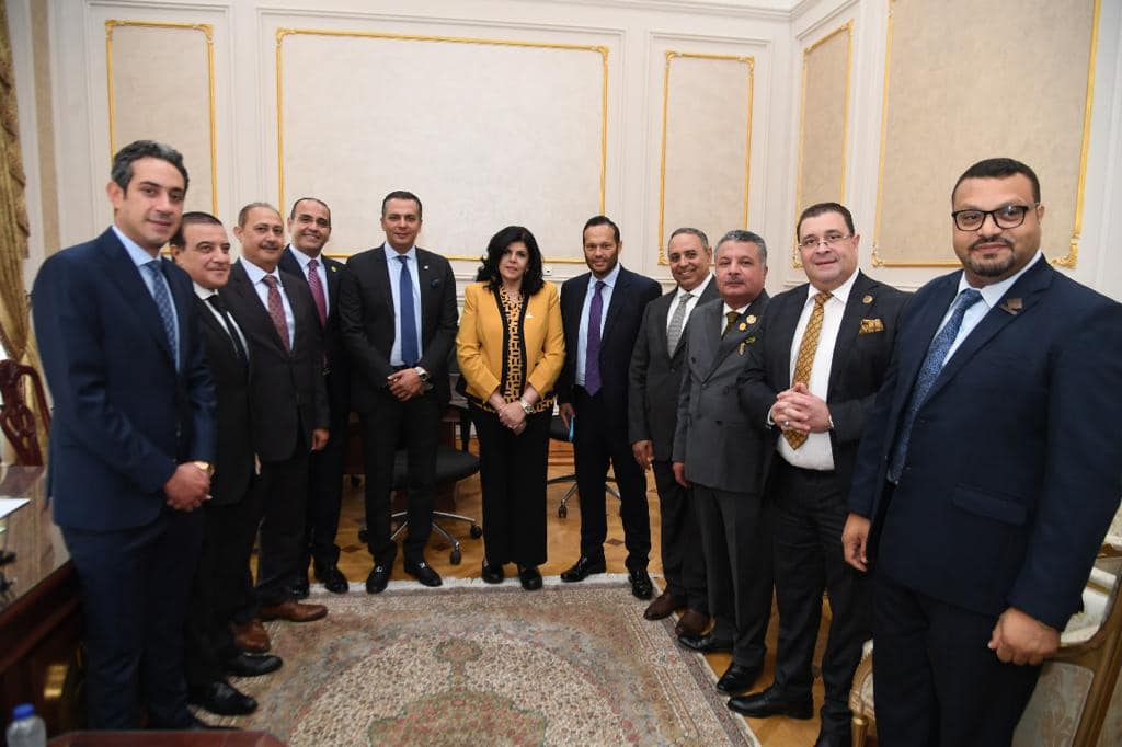 عبدالجواد يهنئ الفائزين في انتخابات اللجان النوعية
