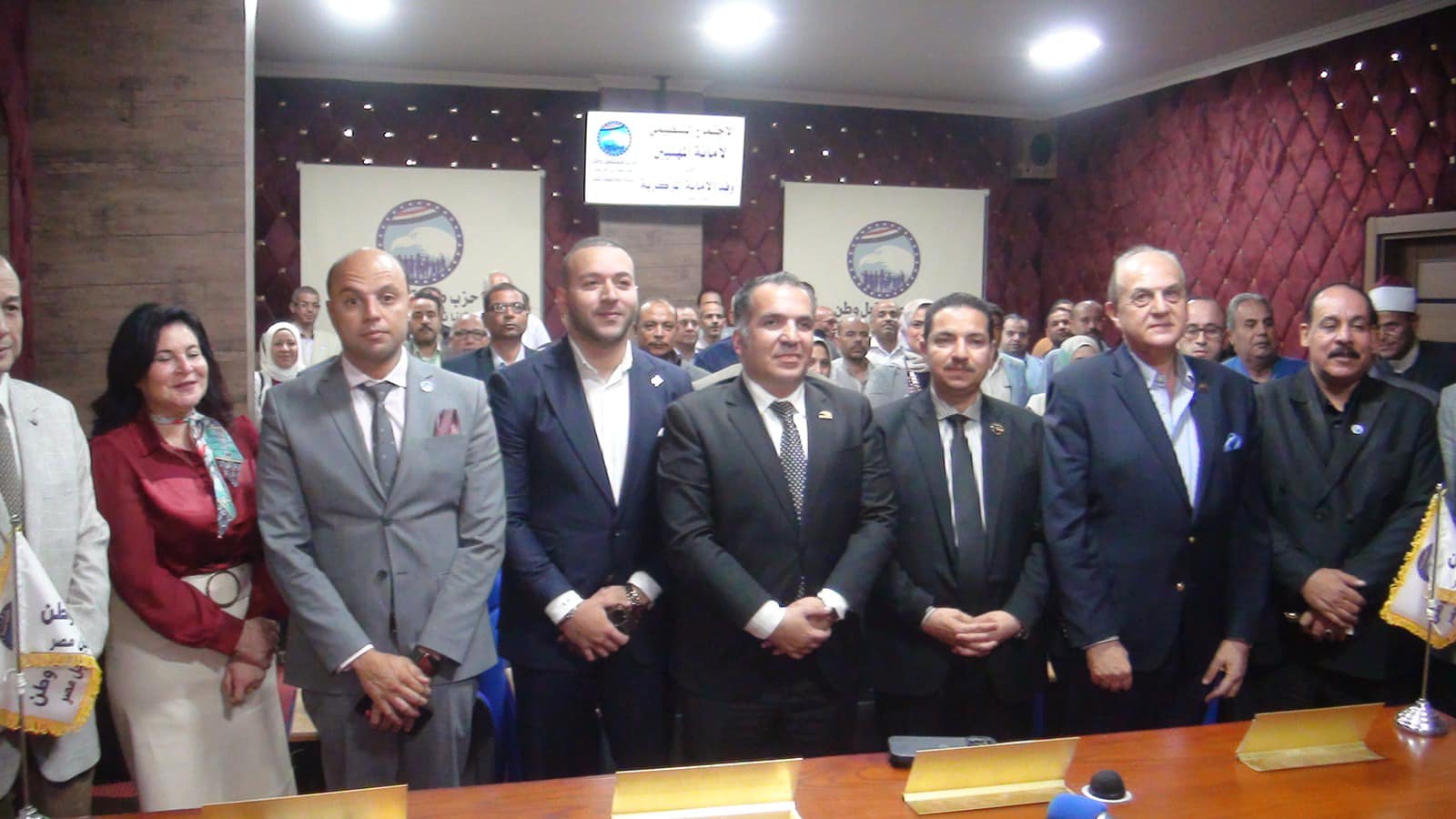 أمانة المهنيين المركزية تواصل اجتماعاتها في محافظات الصعيد لدعم الرئيس السيسي (1)