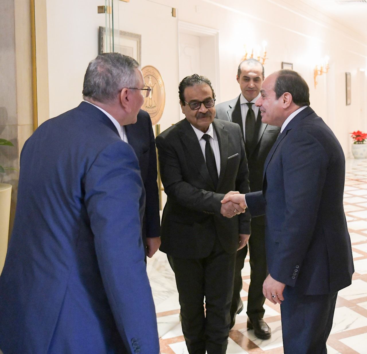 الرئيس السيسي يستقبل حازم عمر وفريد زهران وعبد السند يمامة بقصر الاتحادية