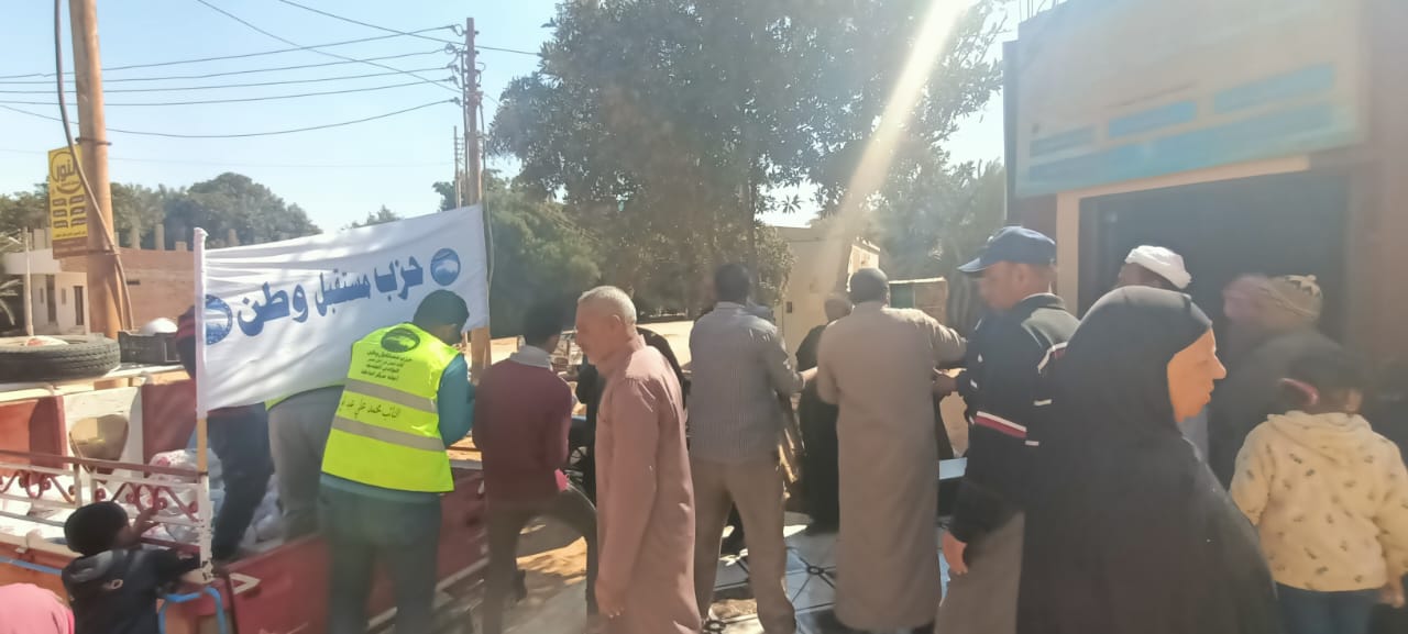 منافذ متحركة لطرح السلع بقرى الوادي الجديد