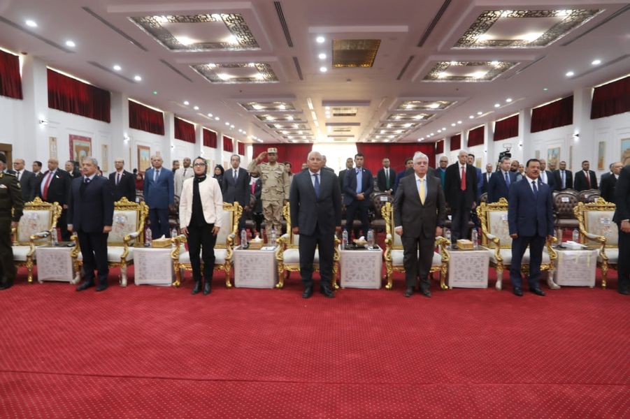 محافظ الوادي الجديد ورؤساء الجامعات المصرية