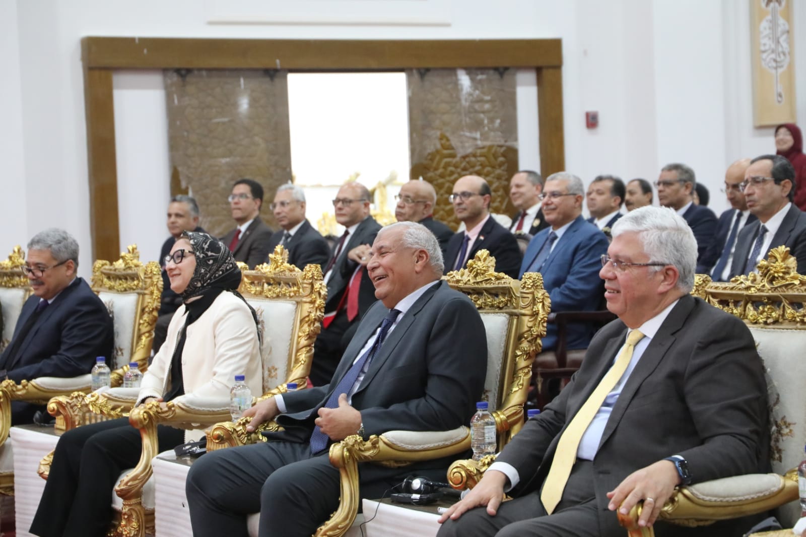 وزير التعليم العالي بمقر العاصمة الجديدة للوادي الجديد