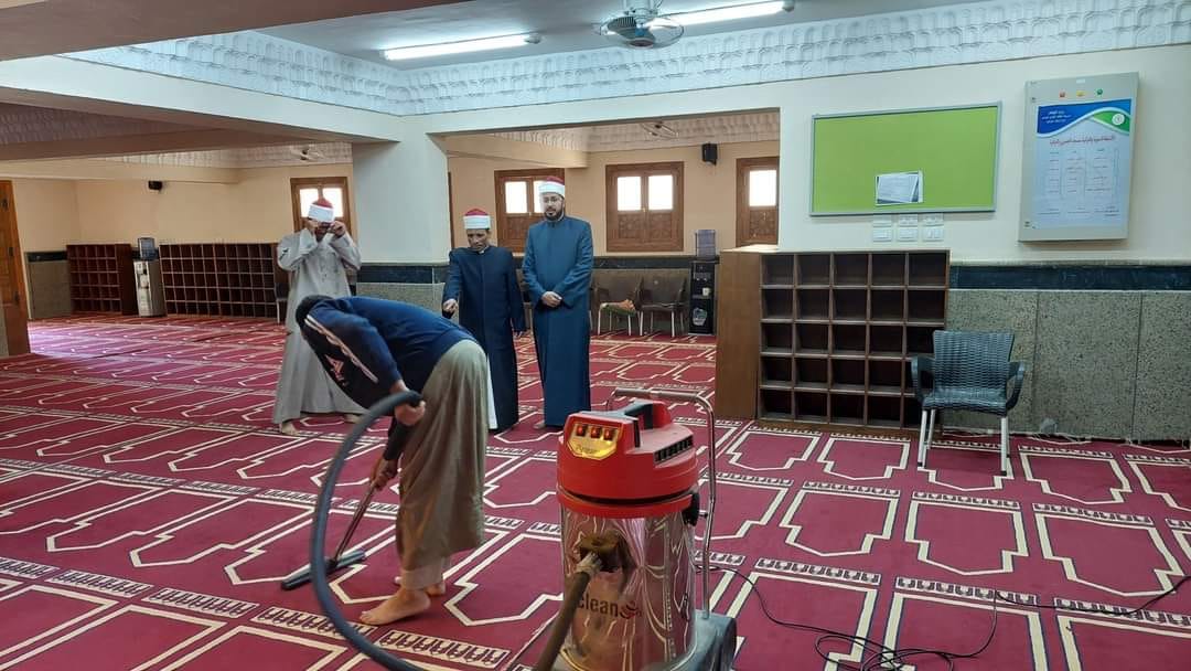 تعقيم مساجد الوادي الجديد استعدادا لرمضان