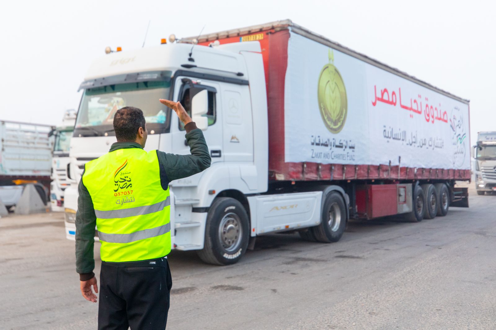 وصول المساعدات للجانب الفلسطينى