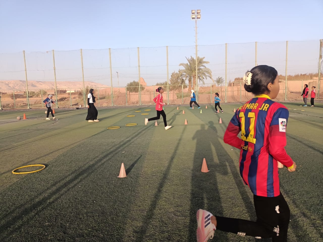مشروع الف حلم الف بنت بمركز شباب تنيدة بمركز بلاط