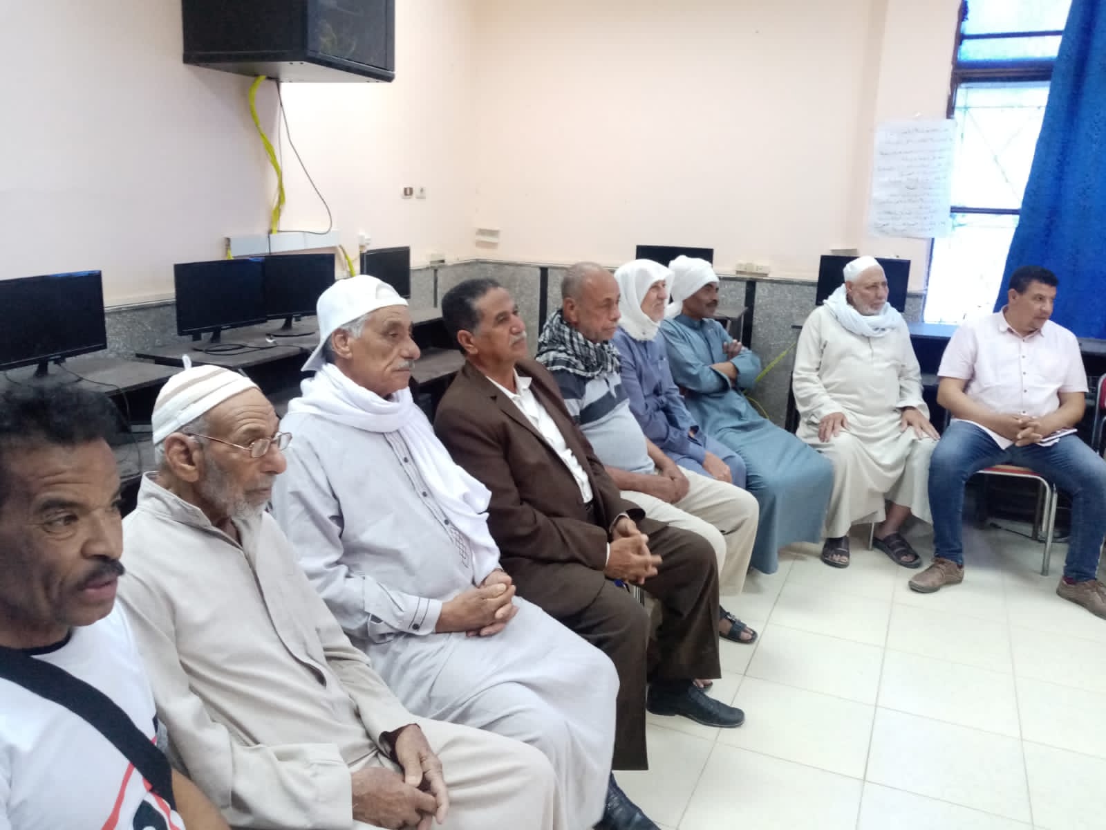 مزارعو الواحات خلال مبادرة بلاش تحرقه