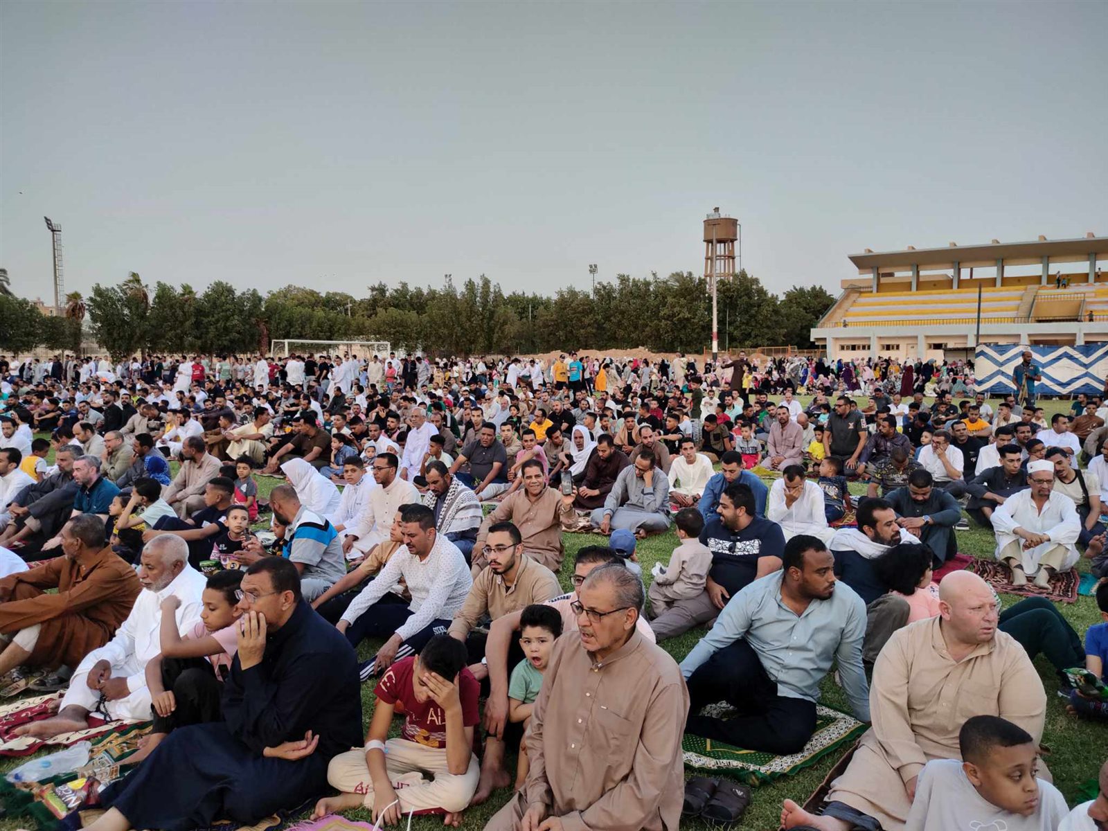 صلاة عيد الأضحى المبارك بساحات الوادي الجديد (2)