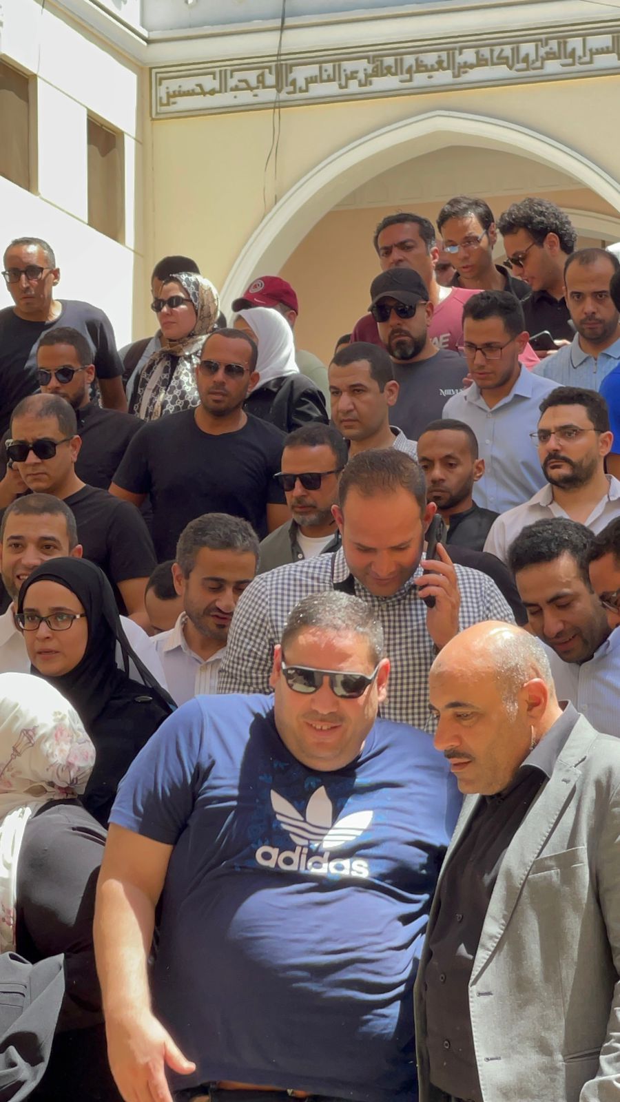 f3a899b9-846b-462a-9607-d7d125459744