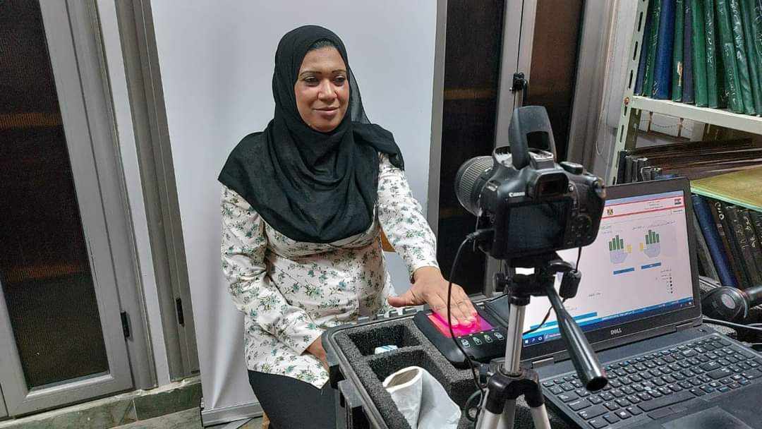 استخراج 600 بطاقة رقم قومي مجانًا للسيدات والفتيات في 16 قرية بالوادي الجديد (3)