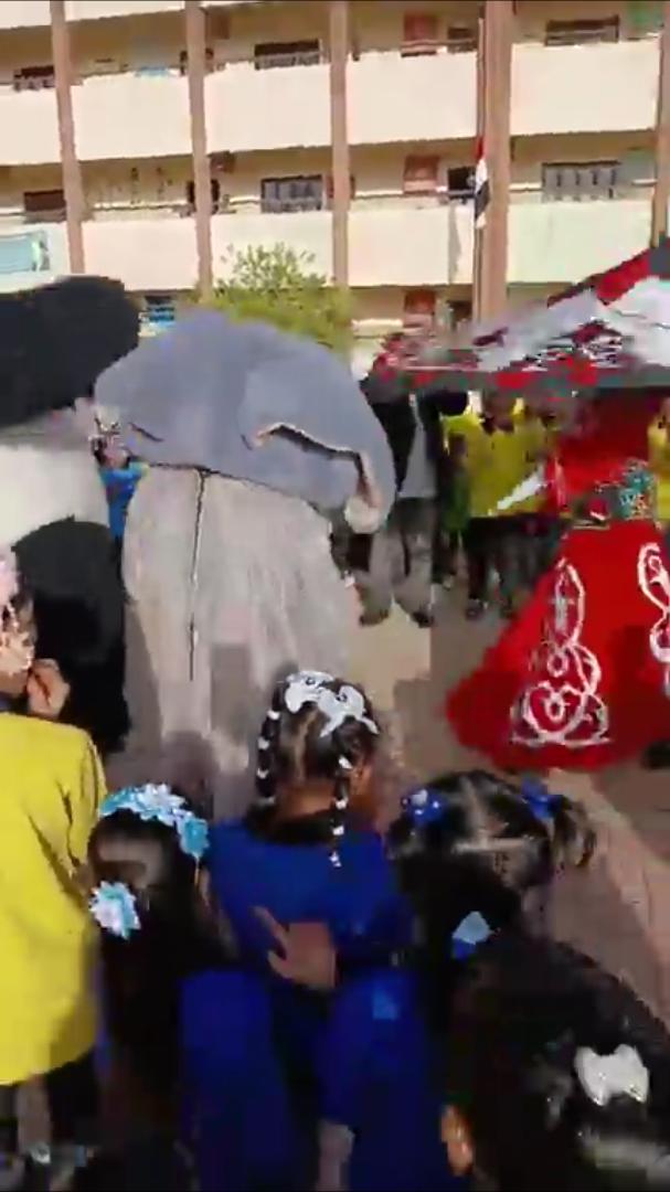 تنورة وعرائس قس اول يوم دراسي بالوادي الجديد (35)