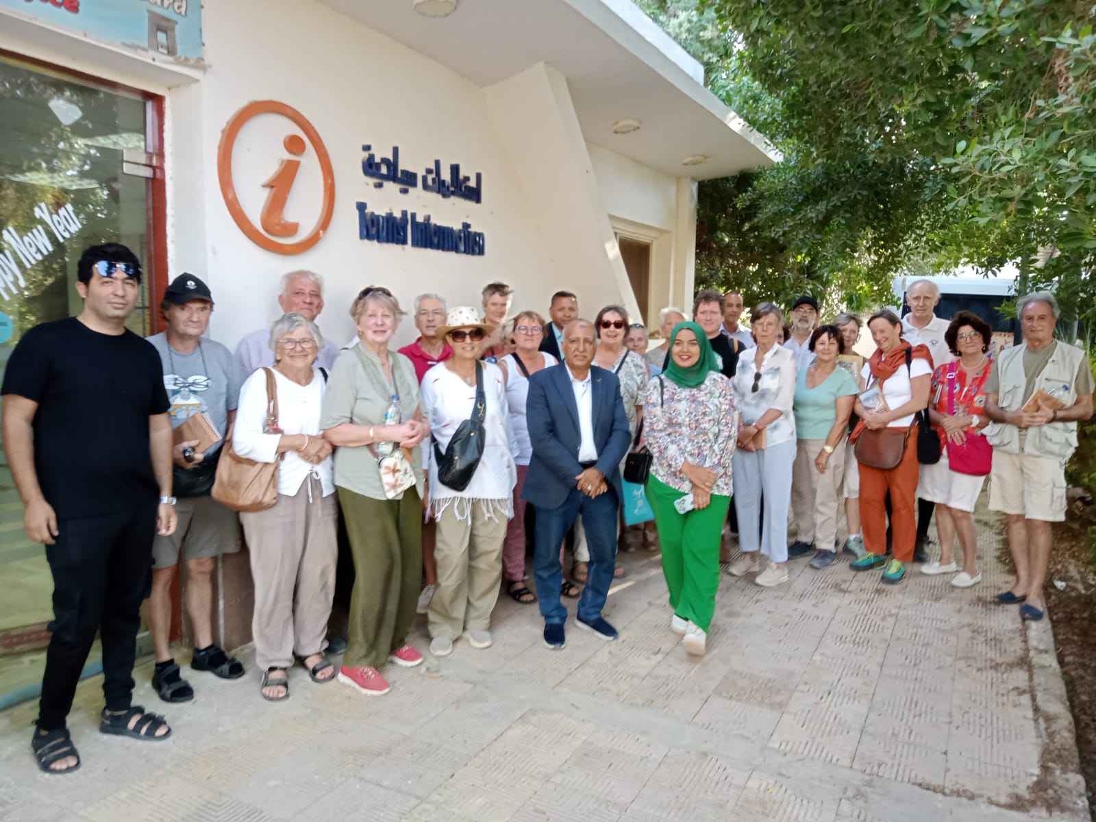 وفد بلجيكي يزور الوادي الجديد وتستقبلهم هيئة تنشيط السياحة بالخارجة (4)