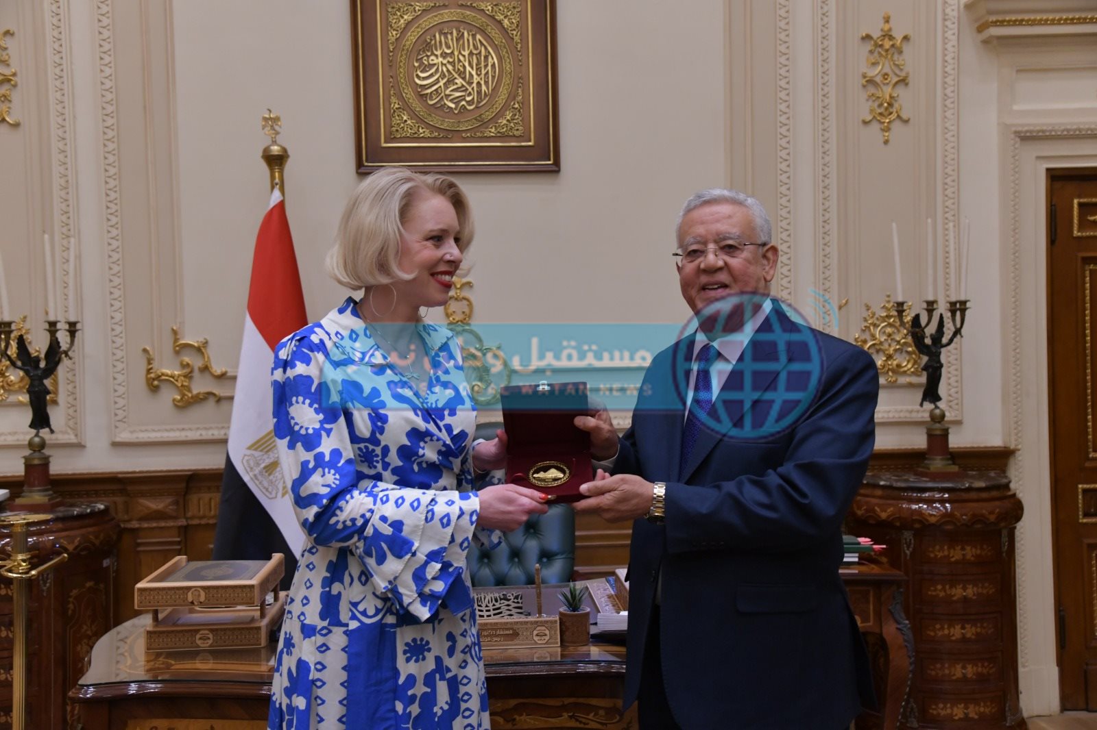 bef764de-b57b-40bd-b02d-1528f3feb4f6